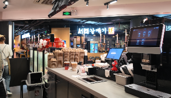 Jetinno技諾 JL33 商用智能全自動咖啡機讓外賣咖啡店在“快”與“穩”之間找到新的支點